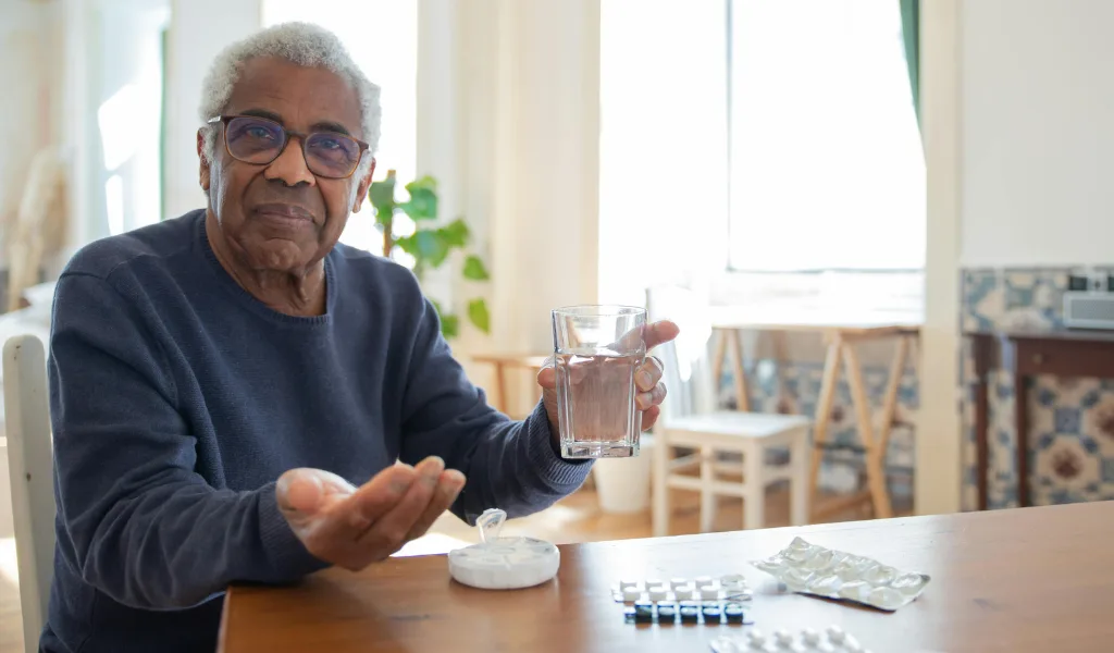 Comprendre la Quétiapine 100 mg : Utilisations, Bénéfices et Risques